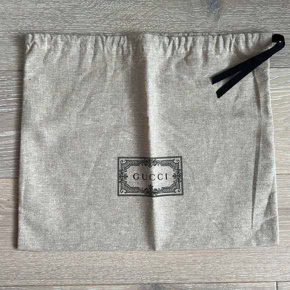 The small GG Marmont top handle bag - Picture 14 of 14